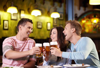 Pomozte svým nejbližším odolat nástrahám drog a alkoholu během oslav nového roku